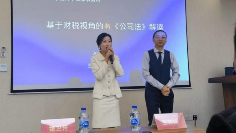 小餐饮营业执照代办合同模板：关键要素与注意事项